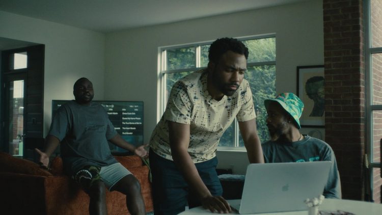 Example: Apple MacBook Laptop of Donald Glover as Earnest ‘Earn' Marks in Atlanta TV Show