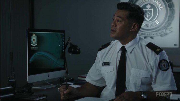 Example: Apple iMac Computer Used by Robbie Magasiva as Will Jackson in Wentworth S08E10