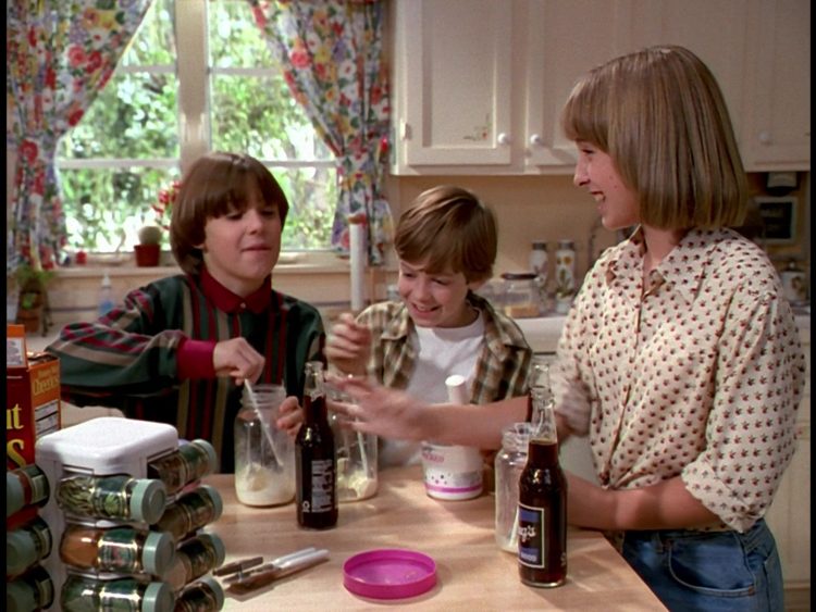 Barq’s Root Beer Bottles in Honey, We Shrunk Ourselves! (1997) Movie