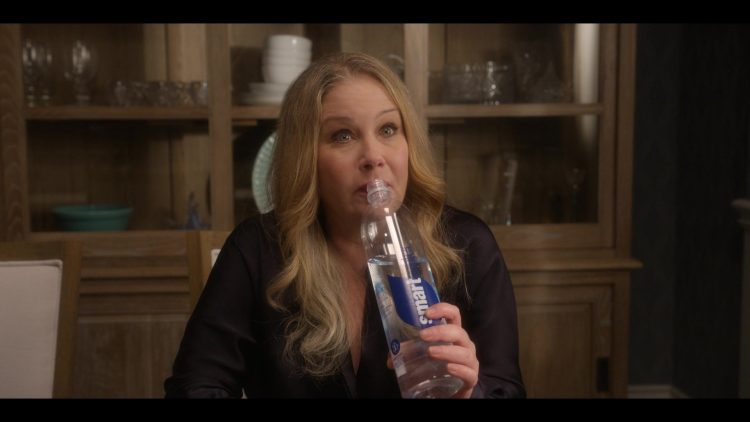 Glaceau Smartwater Water in Dead to Me Season 3 Episode 8