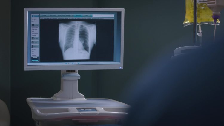 Microsoft Windows 11 OS in Grey's Anatomy Season 20 Episode 4