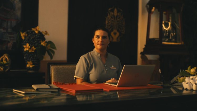 HP Laptop in The White Lotus S03E04 “Hide or Seek” (2025)