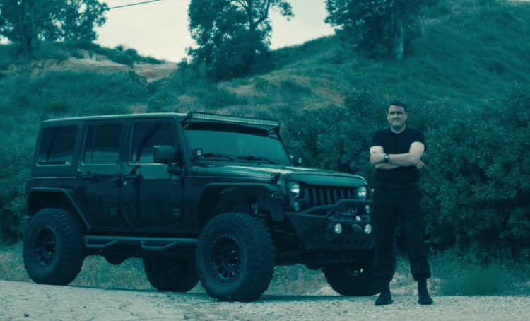 Jeep Wrangler Car in Paradise S01E04 “Agent Billy Pace” (2025)