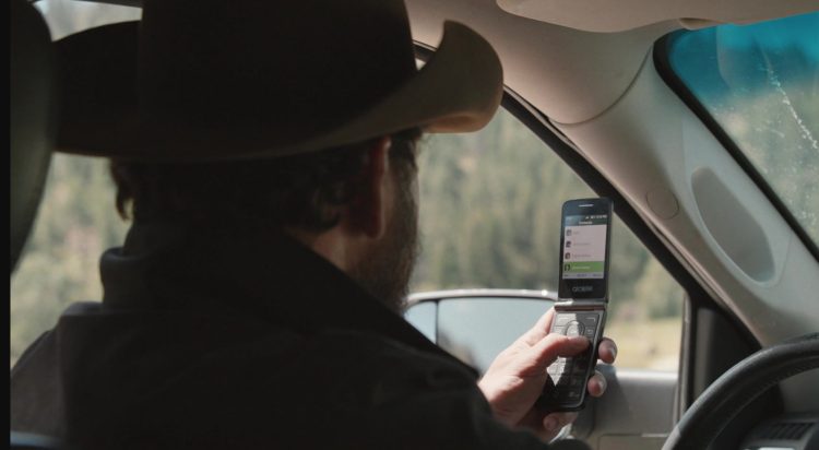 Alcatel Phone of Cole Hauser as Rip Wheeler in Yellowstone S03E10 