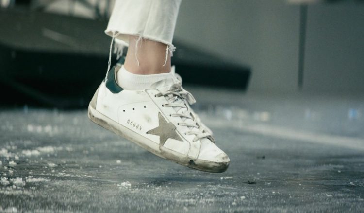 Golden Goose (GGDB) Women’s Sneakers of Erin Moriarty as Annie January : Starlight in The Boys S03E08 