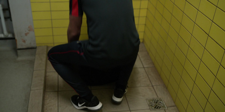 Nike Air Max Alpha 4 Sneakers Worn by Brett Goldstein as Roy Kent in Ted Lasso S03E02 “(I Don't Want to Go to) Chelsea” (2023)