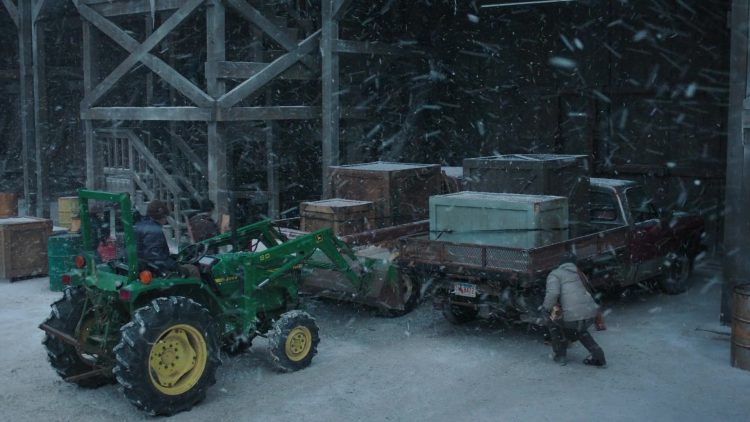 John Deere in The Last of Us S02E02